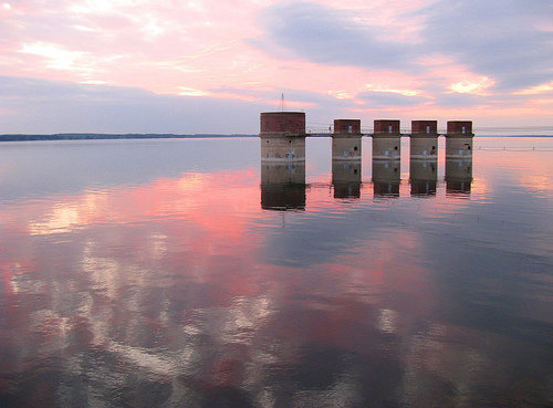 Jason Compton Realtor, markets and sells Lake Murray Sc Homes and lots. I live near Lake Murray Sc in Lexington SC and know the area extensively.